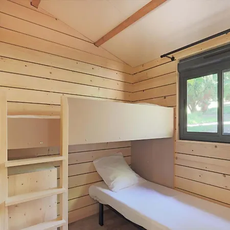 Domaine Du Hygge Lodges&spa * Anould