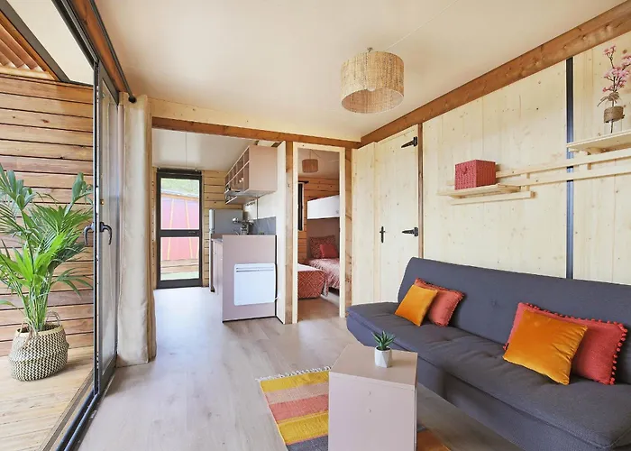 Vosges Hygge - & * Anould