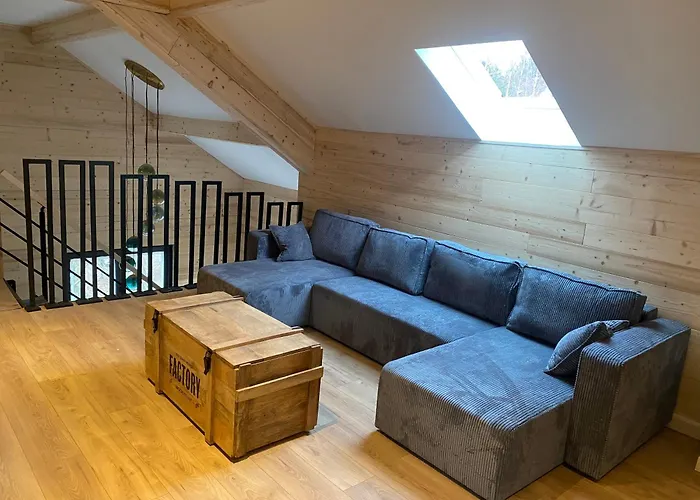 Vosges Hygge - & * Anould